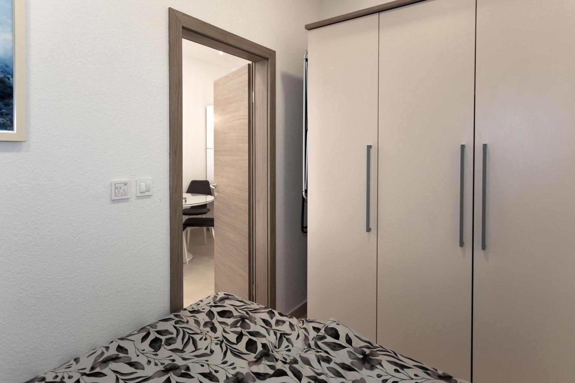 Moon Apartment Спліт Екстер'єр фото