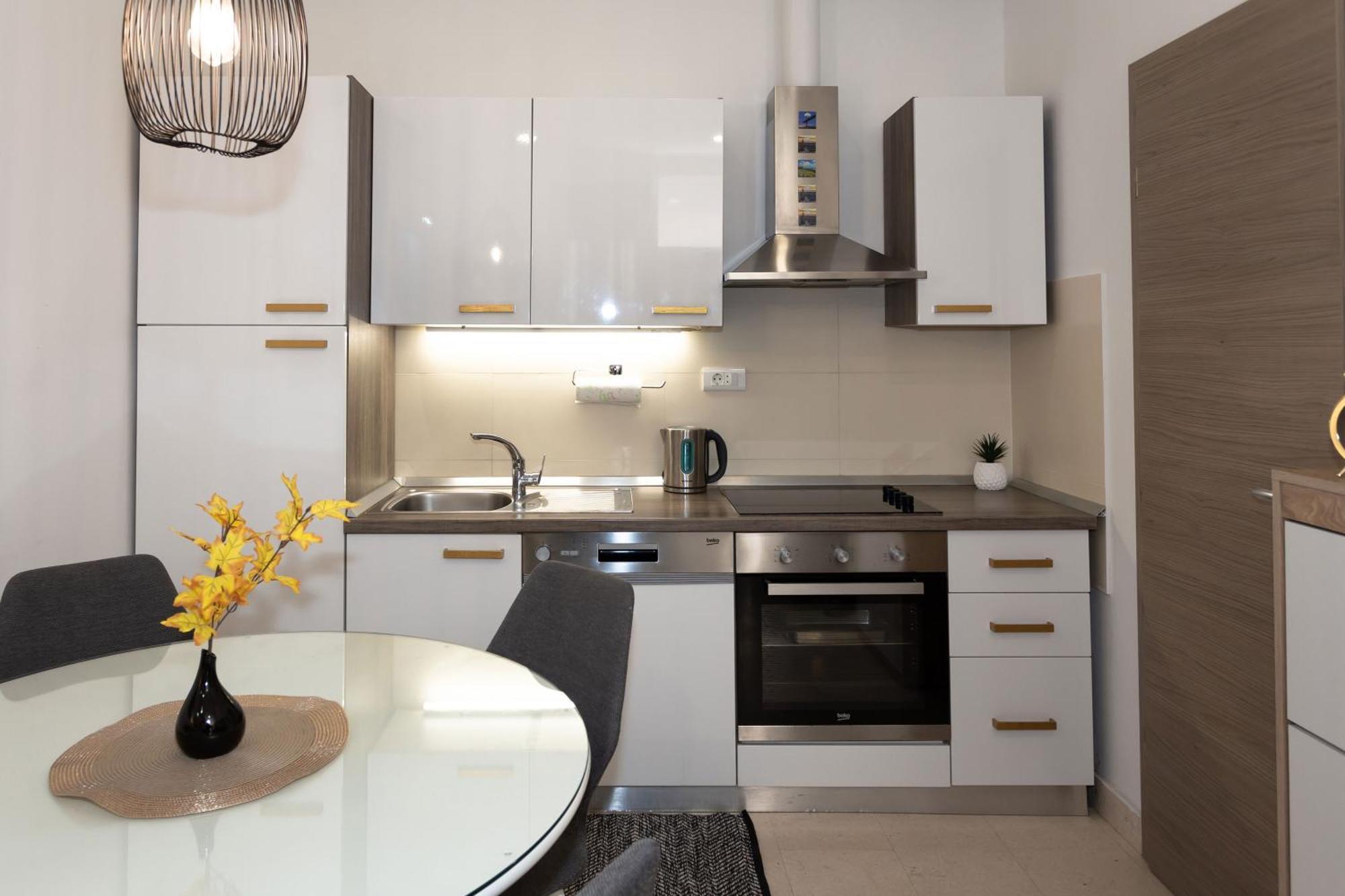 Moon Apartment Спліт Екстер'єр фото