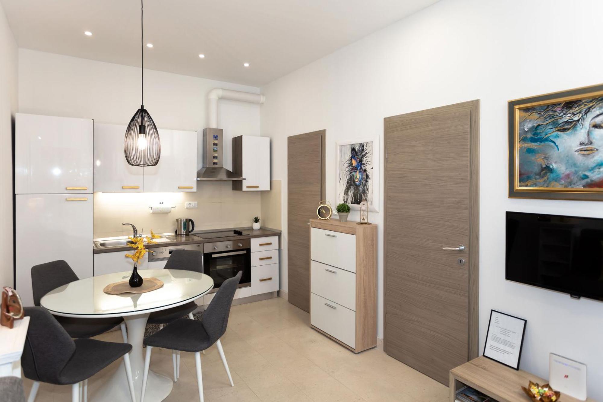 Moon Apartment Спліт Екстер'єр фото
