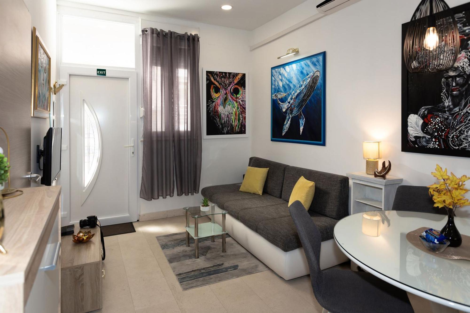 Moon Apartment Спліт Екстер'єр фото